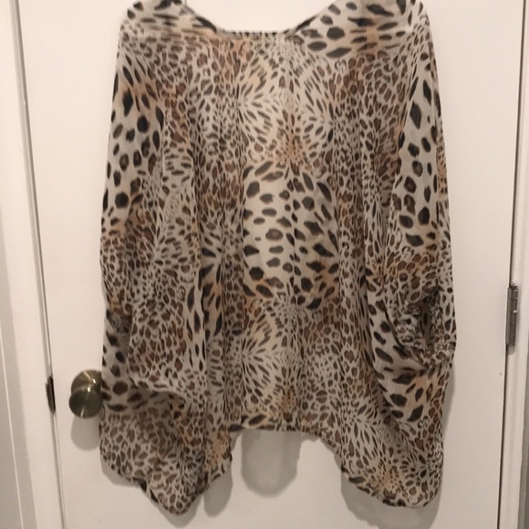 Do Anything In Love Top - Picture 2 of 7